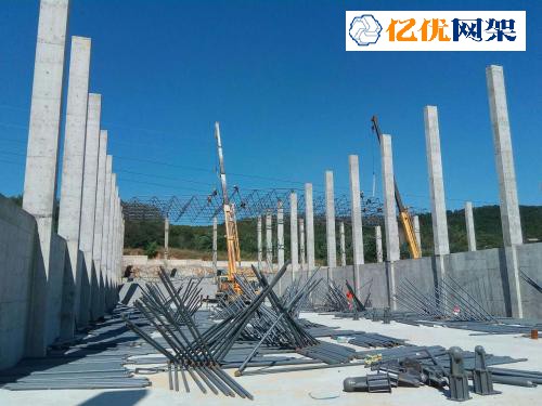 哈密料棚网架设计