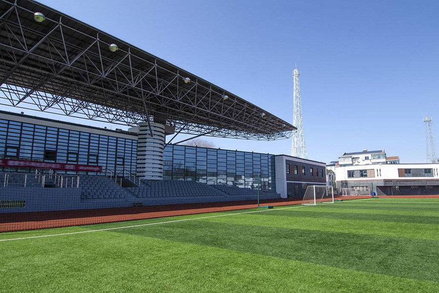 哈密体育场看台网架工程